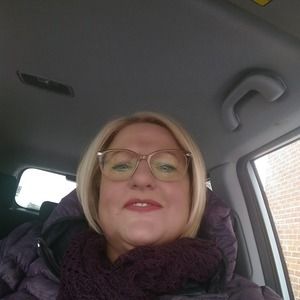 Meet your Posher, Guylaine